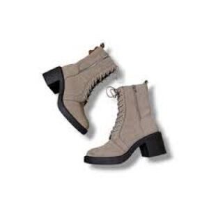 Women's Lace-Up Ankle Boots - Tan